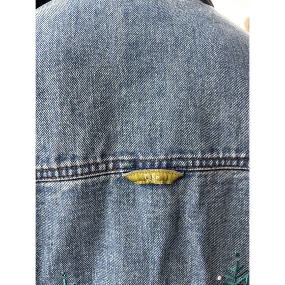 Pulp Womens Embroidered Jean Jacket Size M Snowmen Winter VTG 90s Christmas - Picture 9 of 11